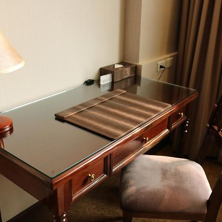 Royal Chiayi Hotel מראה חיצוני תמונה