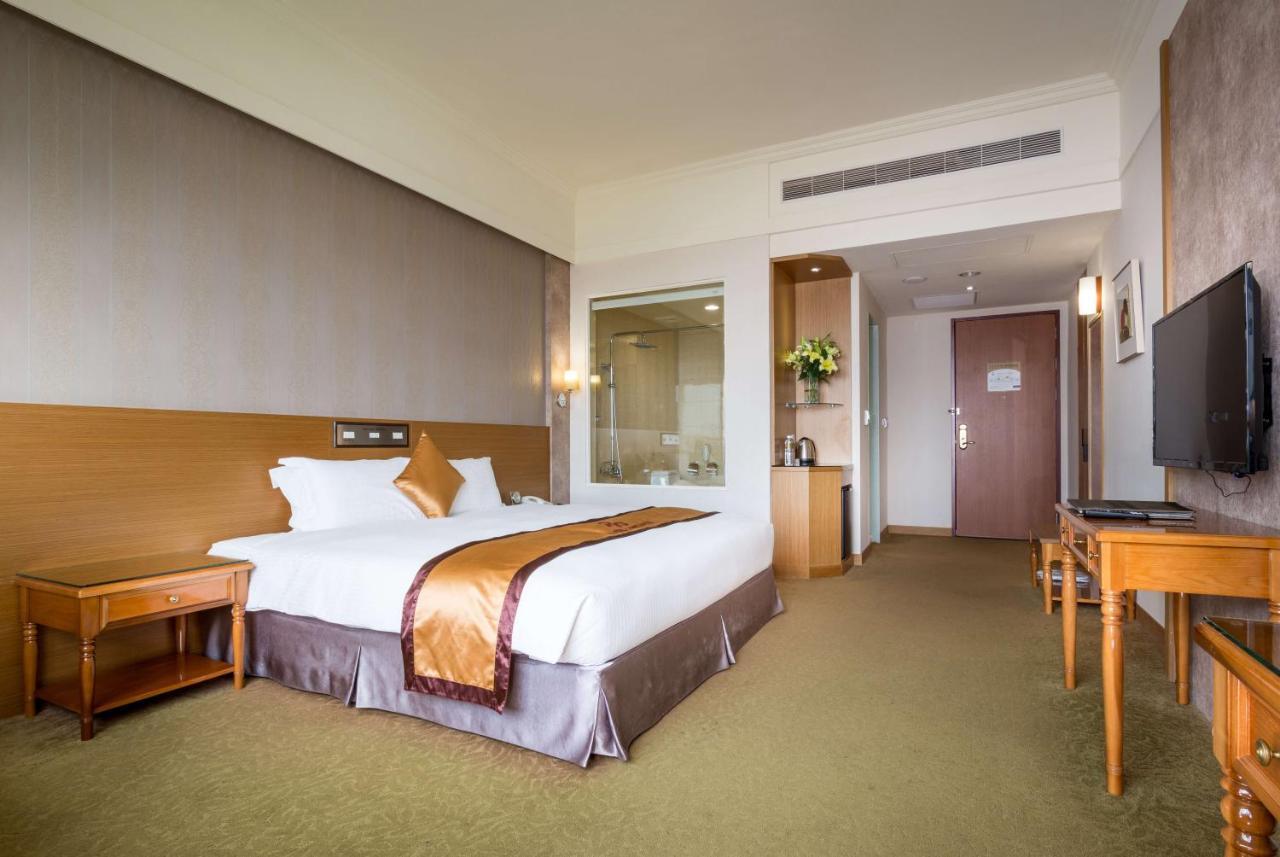 Royal Chiayi Hotel מראה חיצוני תמונה