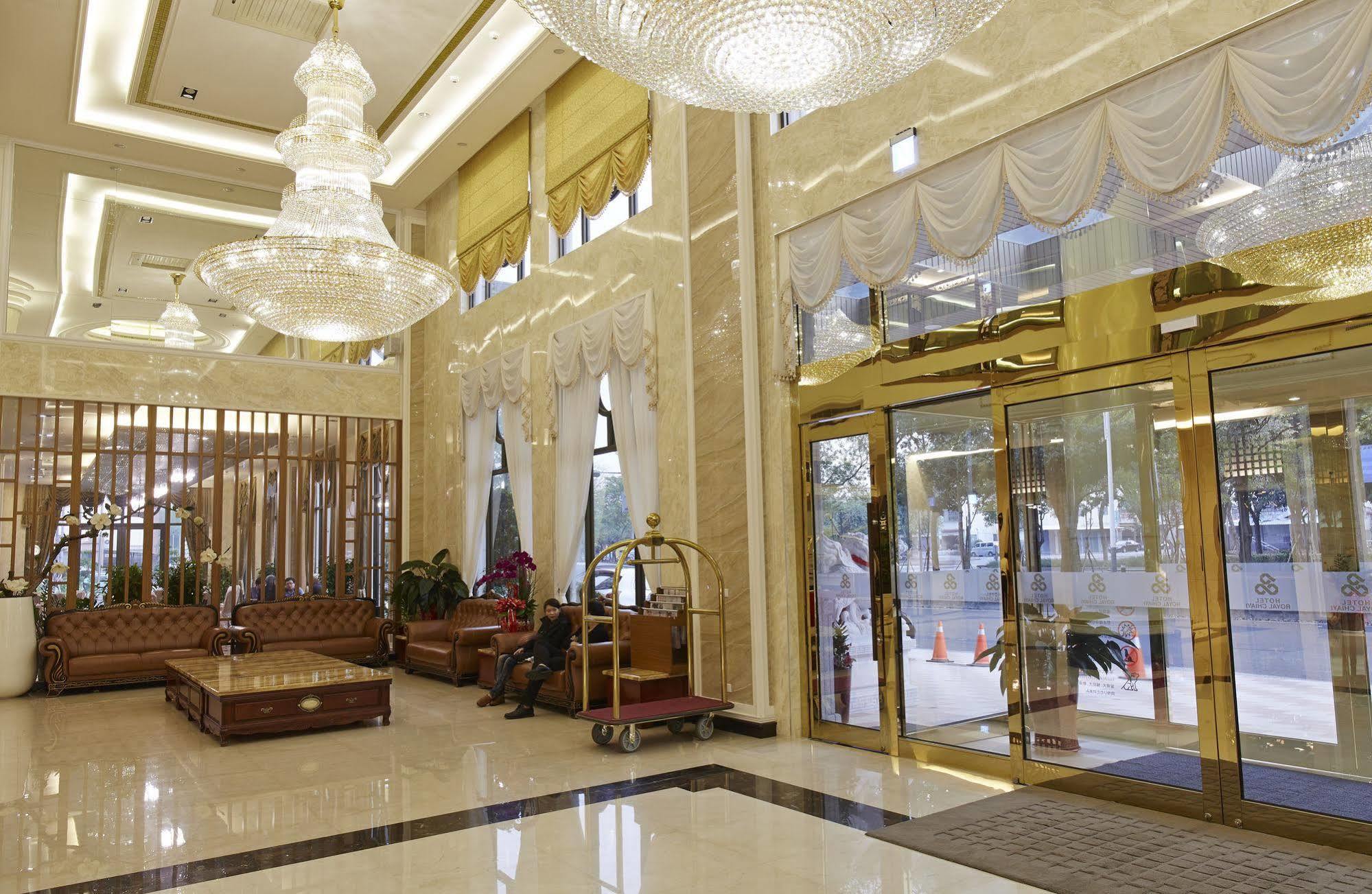 Royal Chiayi Hotel מראה חיצוני תמונה